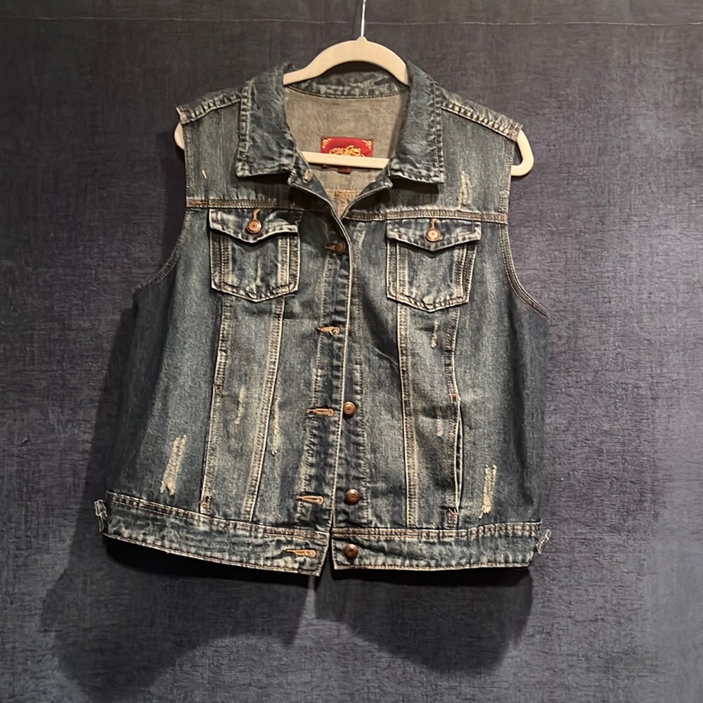 One5One Jean vest